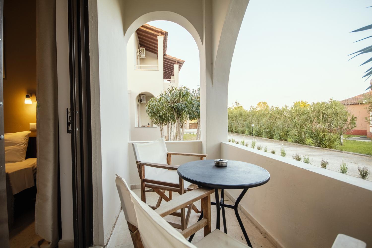 Parakladi Seaside Retreat Apartment Лефкими Екстериор снимка